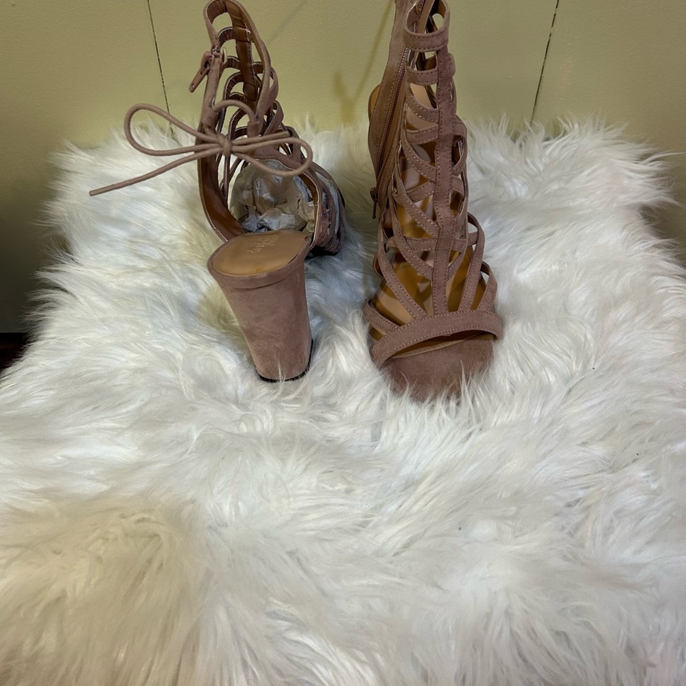Elegant Tan Strappy Heels